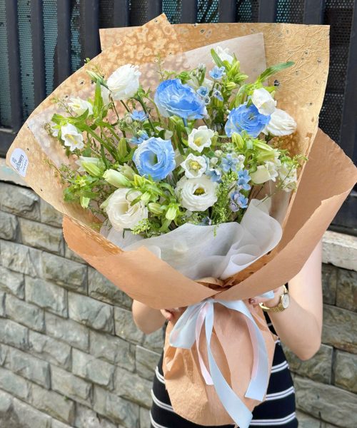 Bó Hoa Chuông mix Cát Tường và Sao Xanh BO195