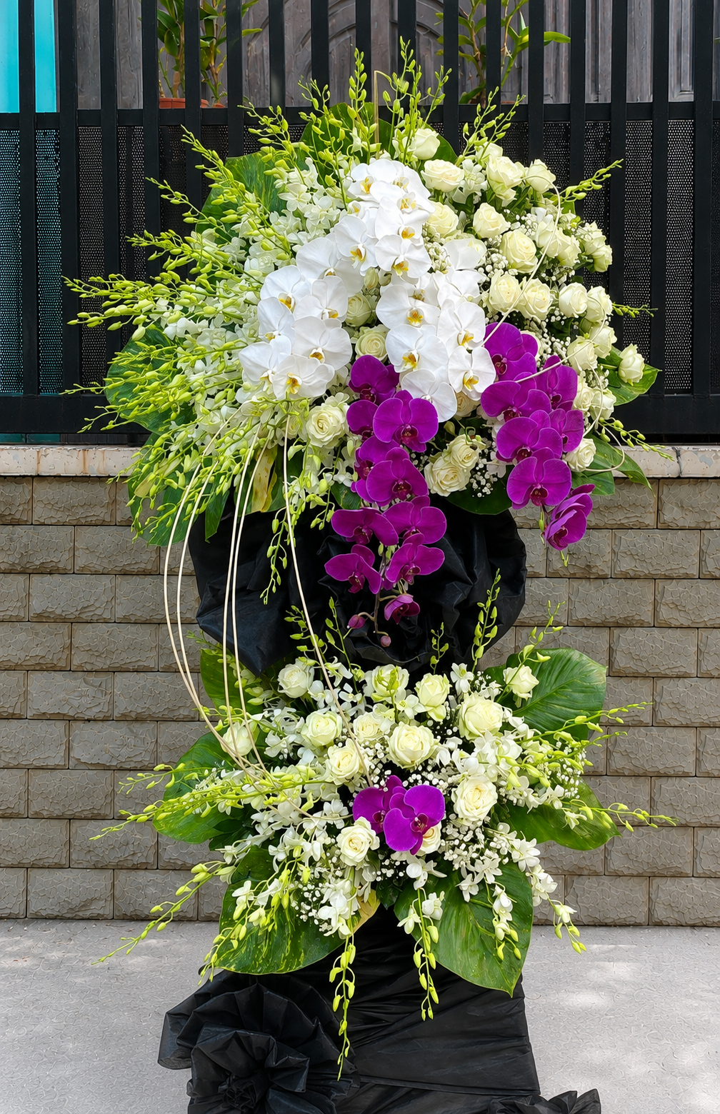 Kệ hoa chia buồn KCB053