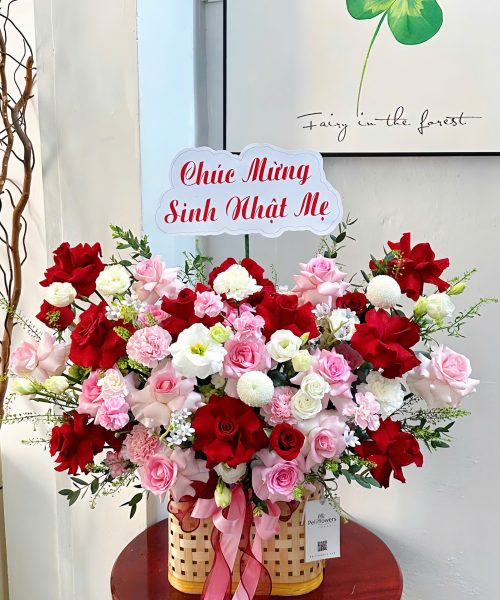 Lẵng hoa chúc mừng